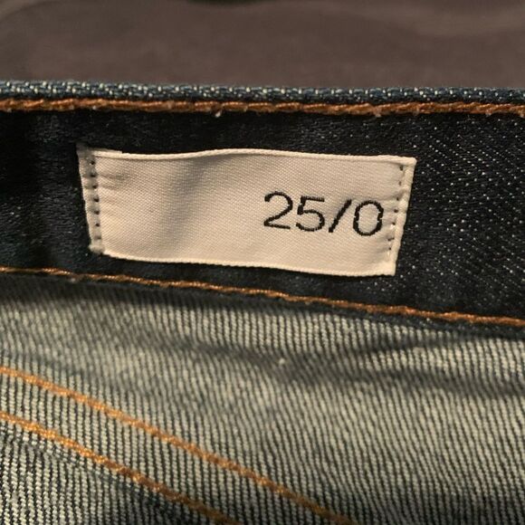 3 for $30! Gap dark‎ wash  mini skirt. Size 0 - Picture 4 of 9